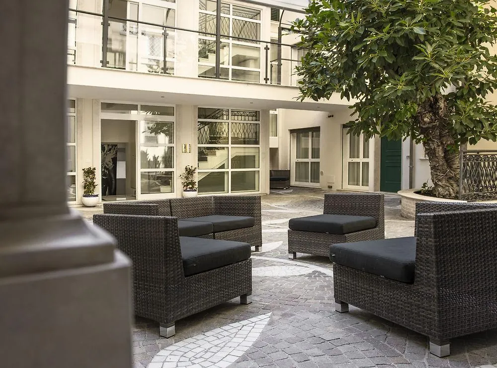 Morin 10 Hotel Rome Italy